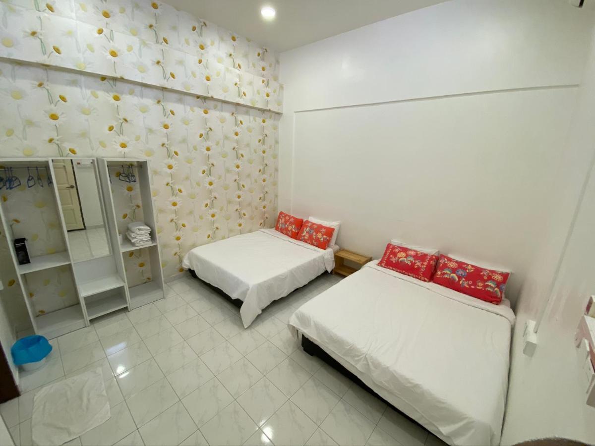 Nancii Guesthouse ملقا المظهر الخارجي الصورة
