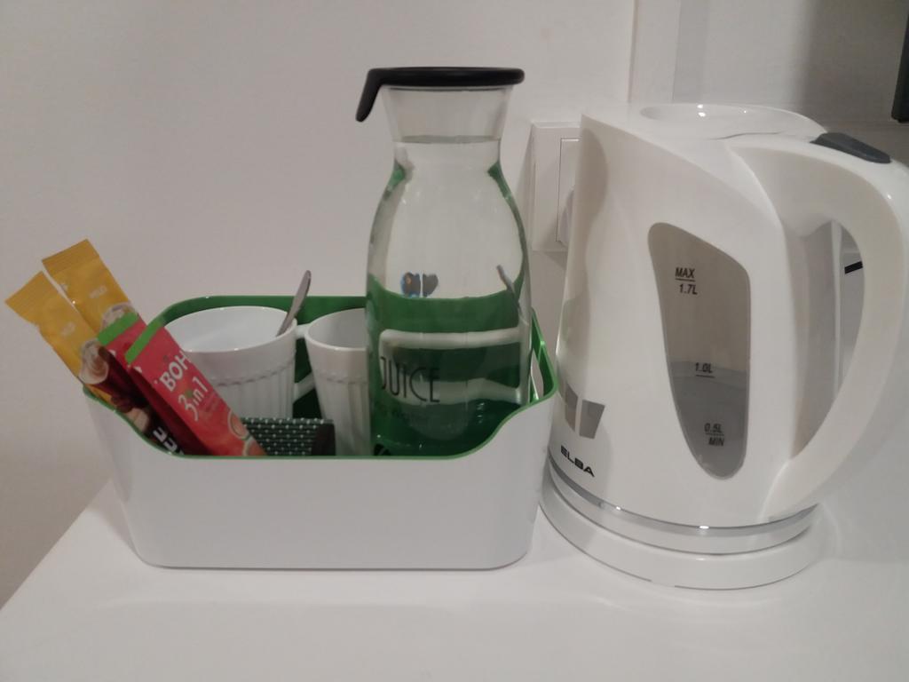 Nancii Guesthouse ملقا المظهر الخارجي الصورة