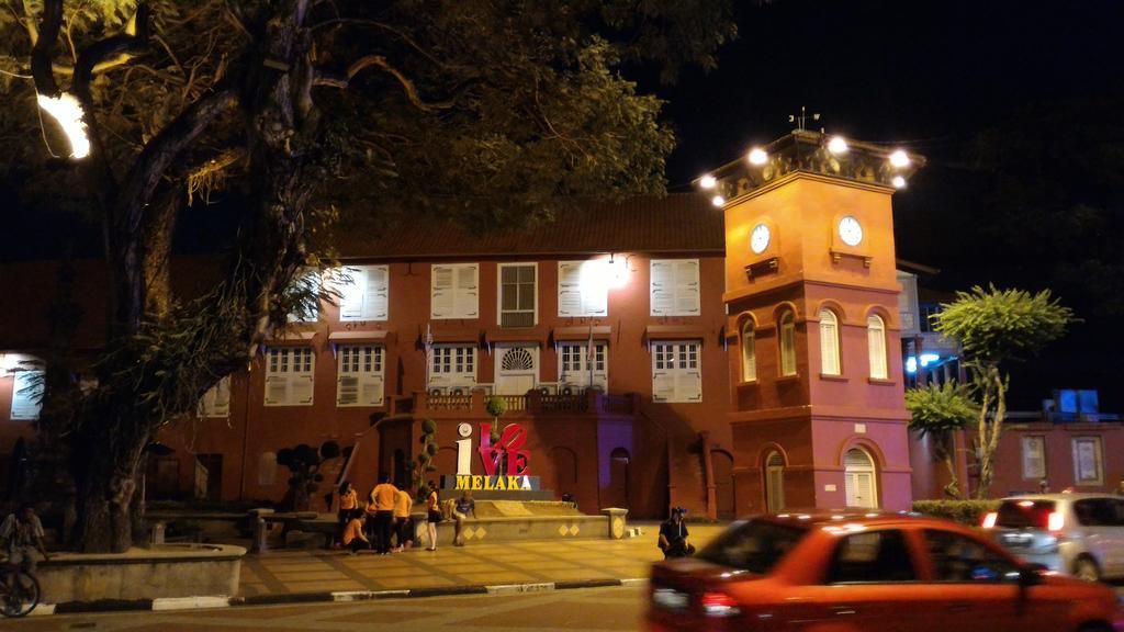 Nancii Guesthouse ملقا المظهر الخارجي الصورة