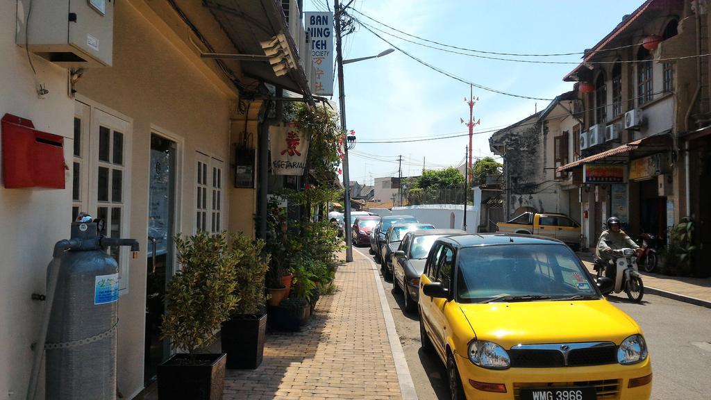 Nancii Guesthouse ملقا المظهر الخارجي الصورة