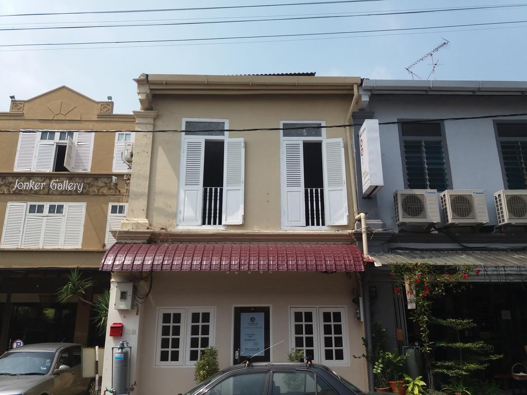 Nancii Guesthouse ملقا المظهر الخارجي الصورة